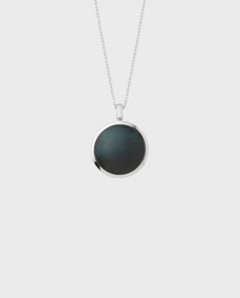 Ix Round Pendant Hawks Eye Silver
