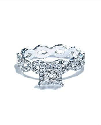 Amalia Eternity Twist Forlovelsesring Med Firkantet Safir Og Diamanter