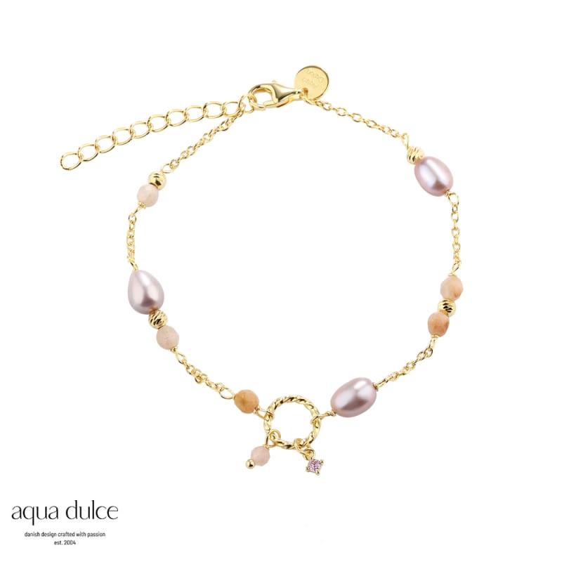 Koi Rose Pearl Bracelet    Golden