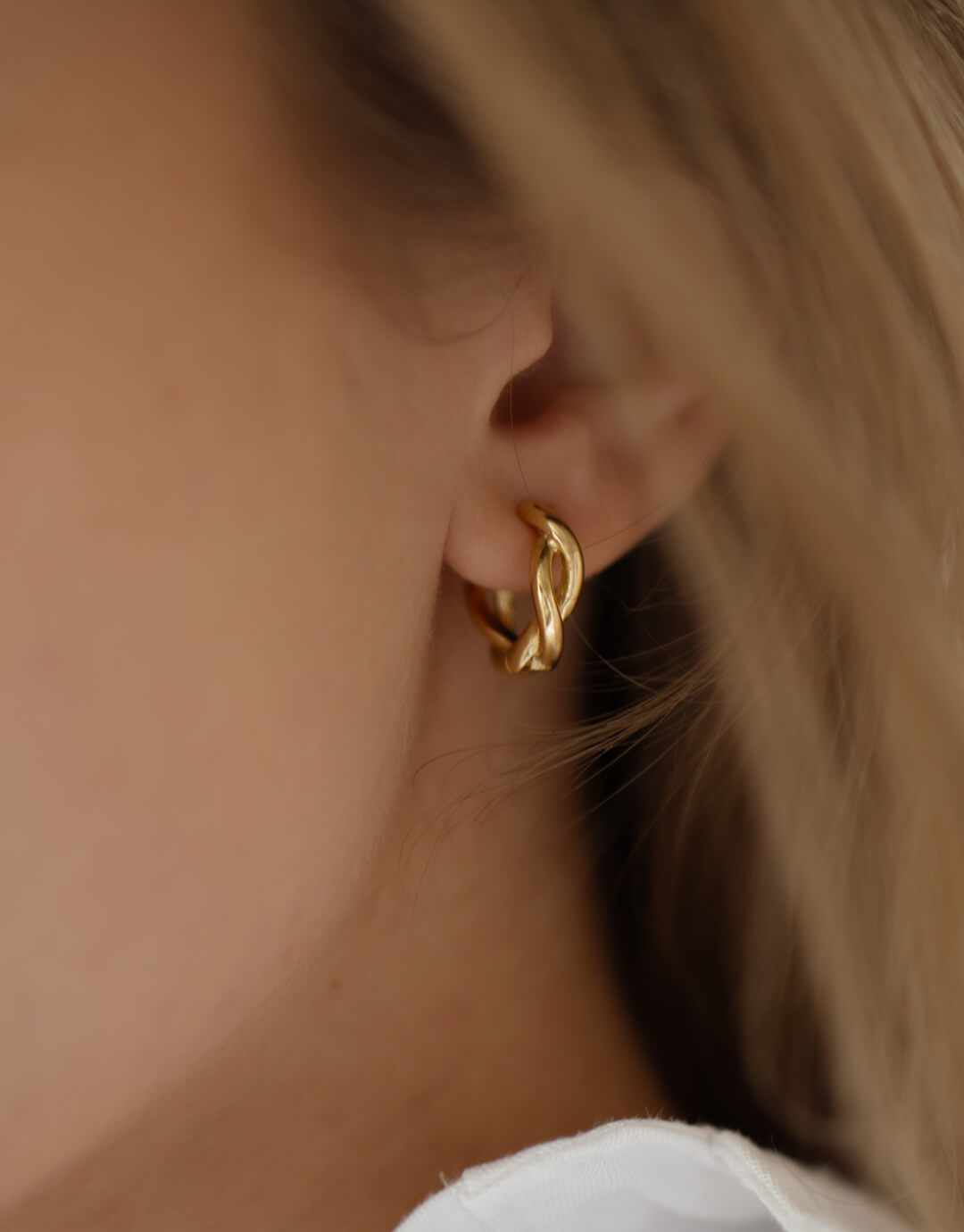 Noa Guld Hoops