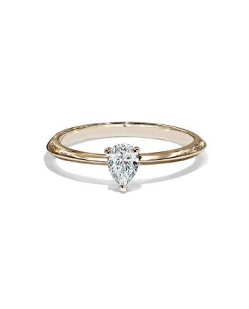 Como Solitaire Pære Cut Diamant Forlovelsesring   Guld