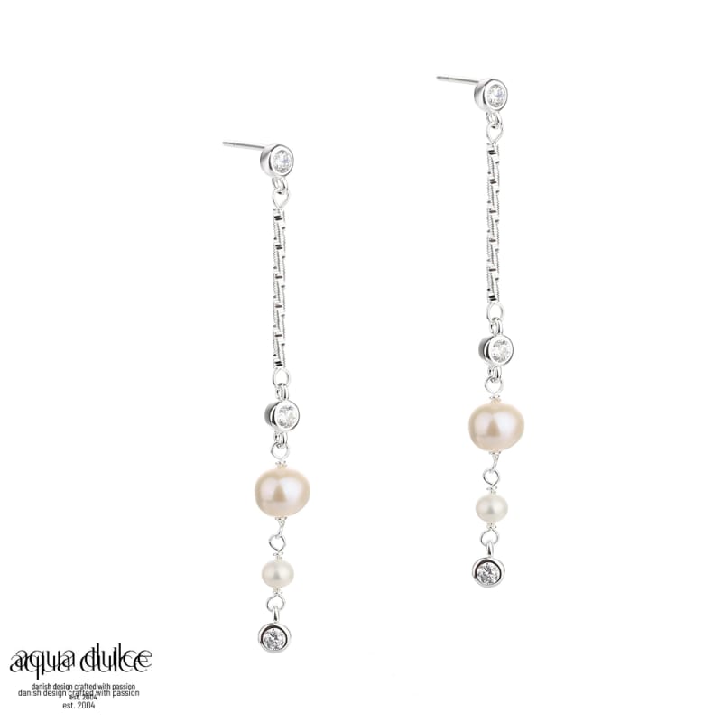 Pretty Pearl Long  ørestikker   Sterling Sølv Med Zirkonia   Hvide Ferskvandsperler   Forskellige