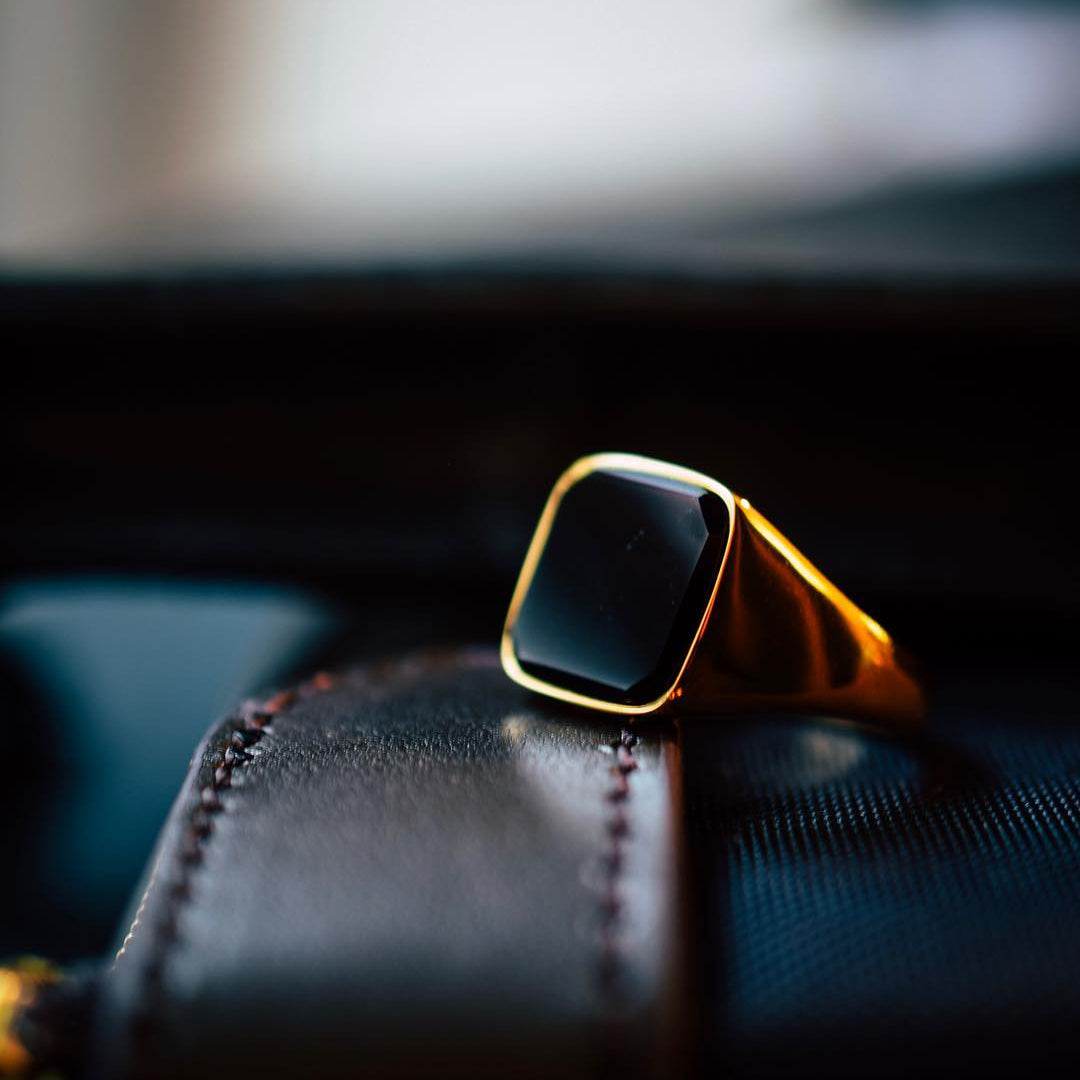 Black Onyx Signet Ring Guld Str Herre Northern Legacy