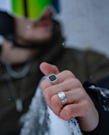Hammered Signature Ring  Sølv  Str    Herre Northern Legacy