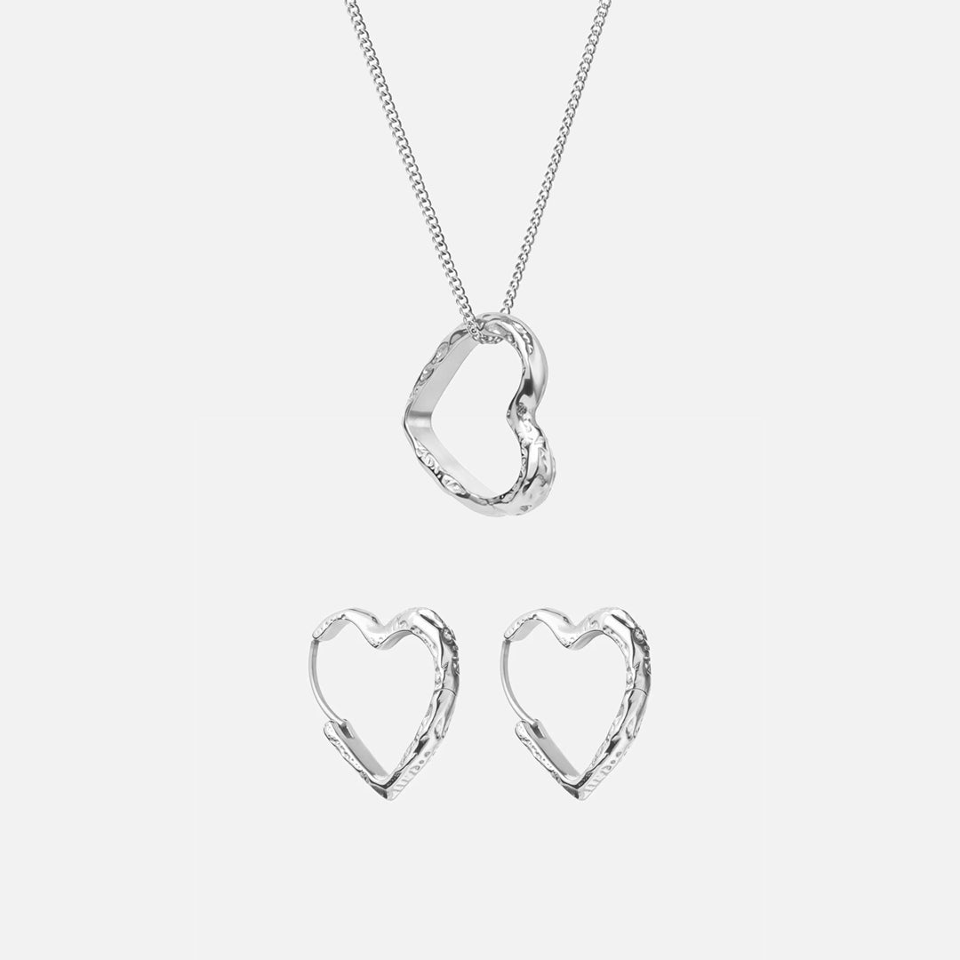 Lava Heart Halskæde Lava Heart Hoops øreringe Sølvfarvet