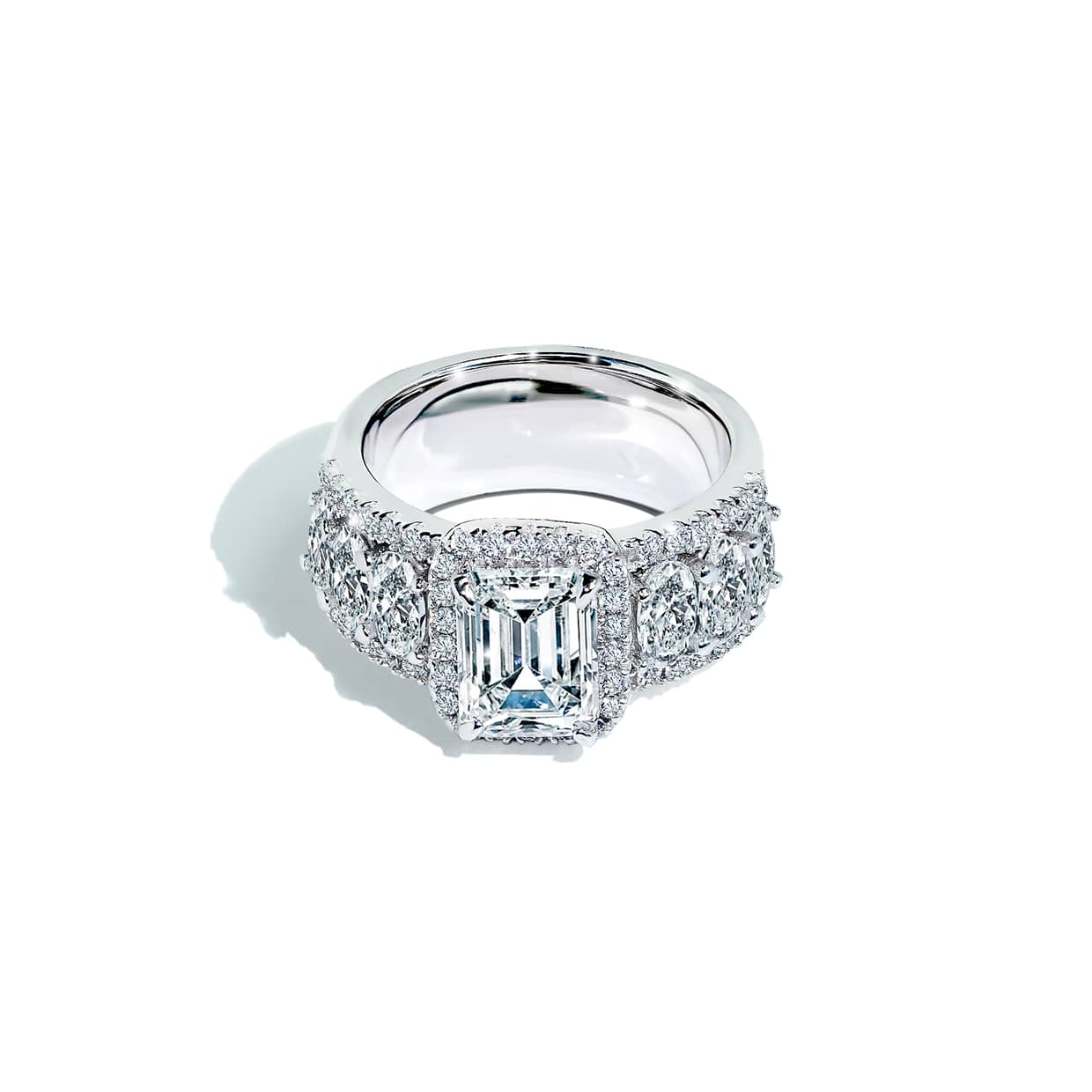 Oxford Radiant   Oval Ring 48
