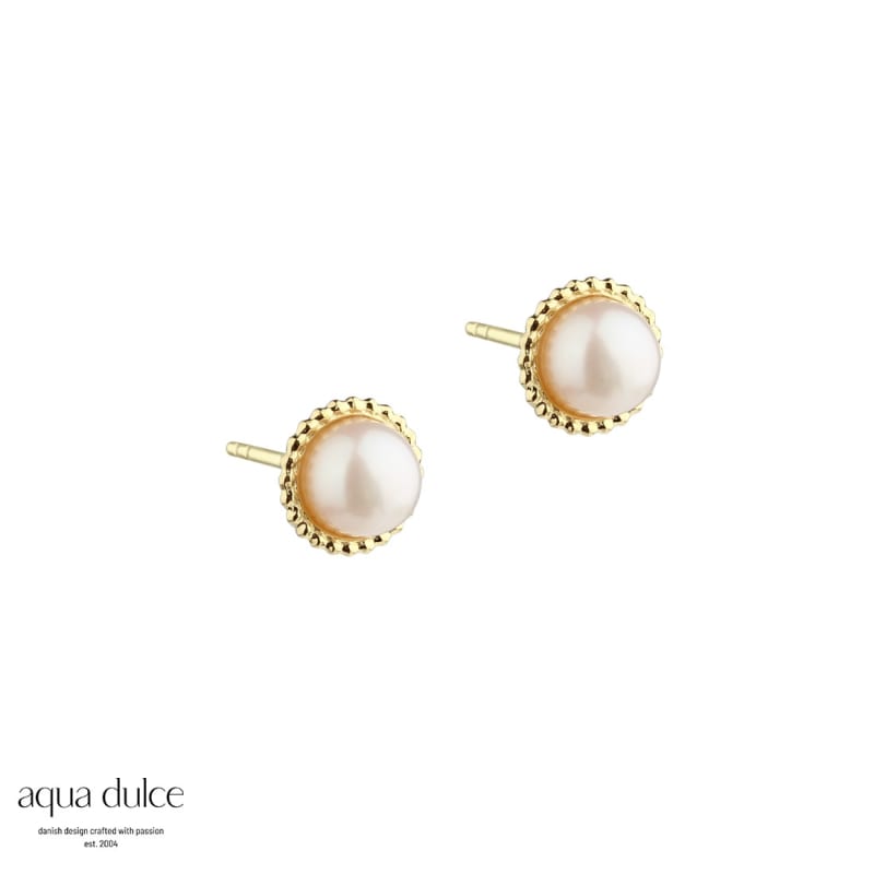Simple Tina Golden